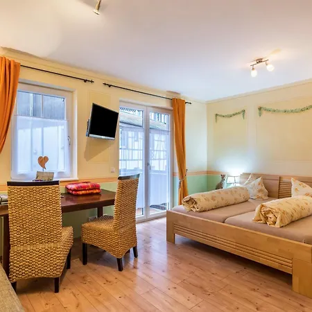 Apartament Schusterjunge Zentral & Idyllisch A1